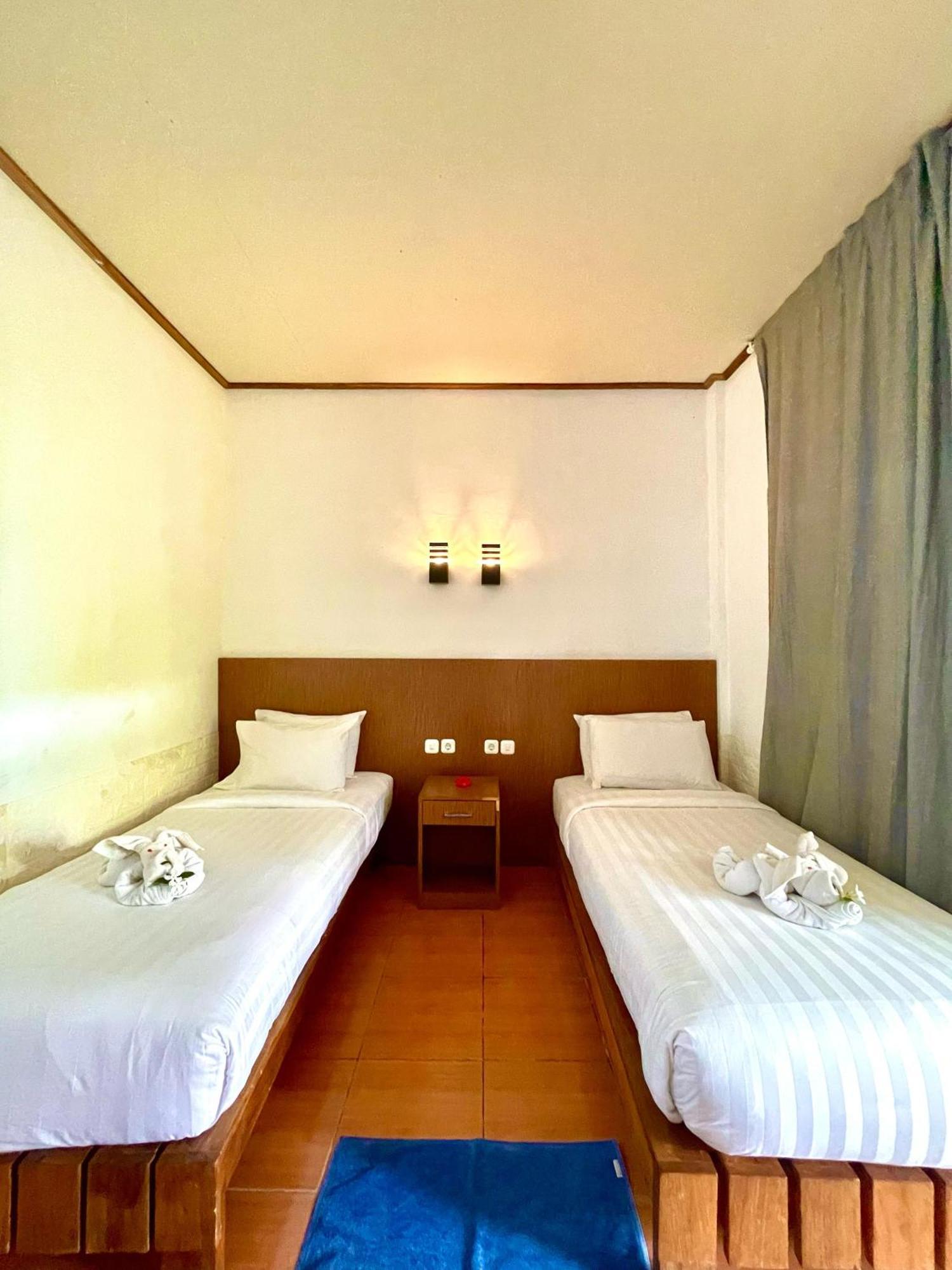 Wah Resort Gili Trawangan Exterior photo