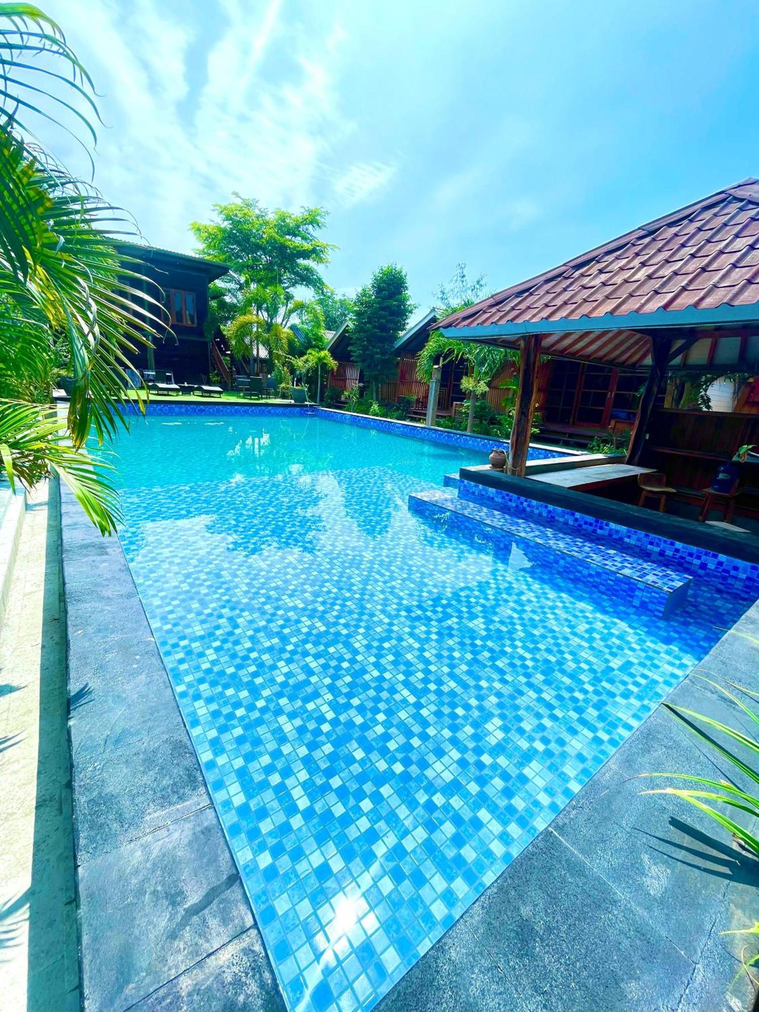 Wah Resort Gili Trawangan Exterior photo